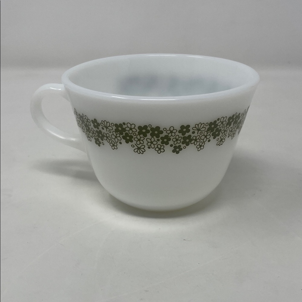 Vintage Pyrex Milk Glass Coffee Cup Green Flowers Spring Blossom Crazy Daisy